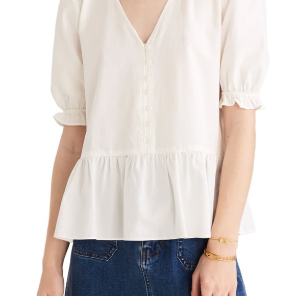 Madewell Tops - EUC Madewell Courtyard Rufflehem Blouse (L/XL)